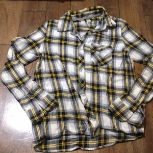 NWOT yellow black white flannel shirt
